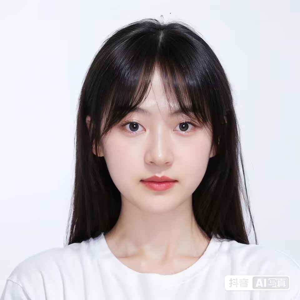 何女士照片